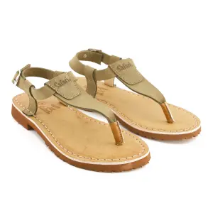 Bata Safari Quest Ladies Olive Size 6 image