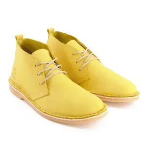 Bata Safari Odyssey Mens Canary Yellow Size 7 image