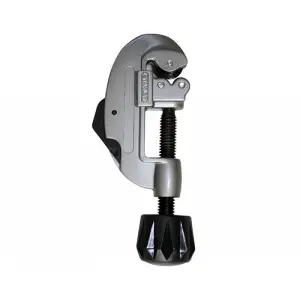 Stanley Pipe Cutter 3Mm-30Mm image